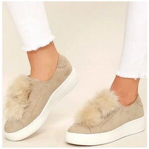 Women's Steve Madden Bryanne fluffy Tan Slip-On Sneakers with Faux Fur